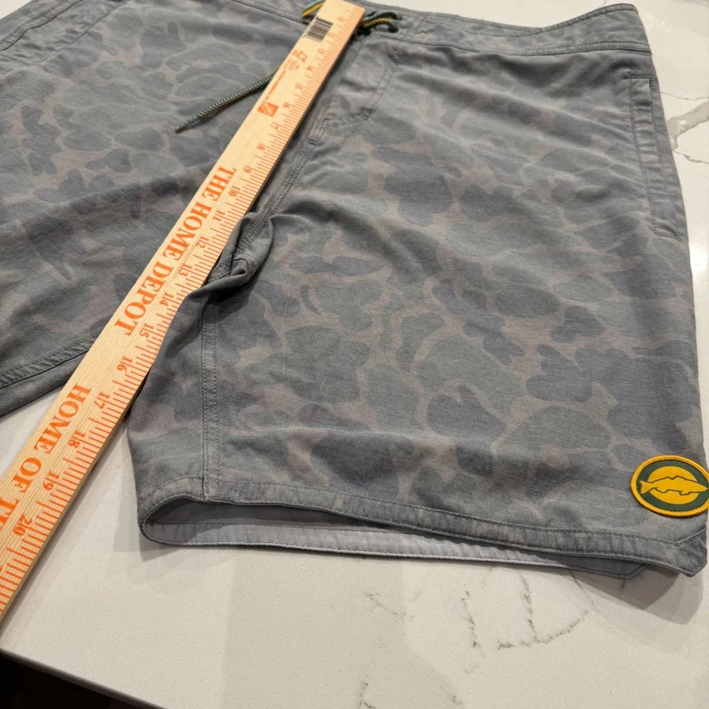 Marsh Wear Ride the Tide Camo Board Shorts Mens 38 Grey Blue Fishing Swim Trunks